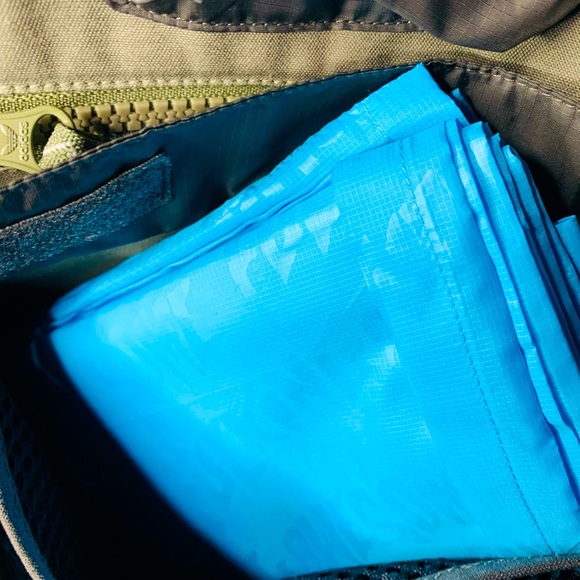 Adidas x F*cking Awesome Fishing Jacket Men`s Large Legacy Green FT7946 NWT - Picture 6 of 7